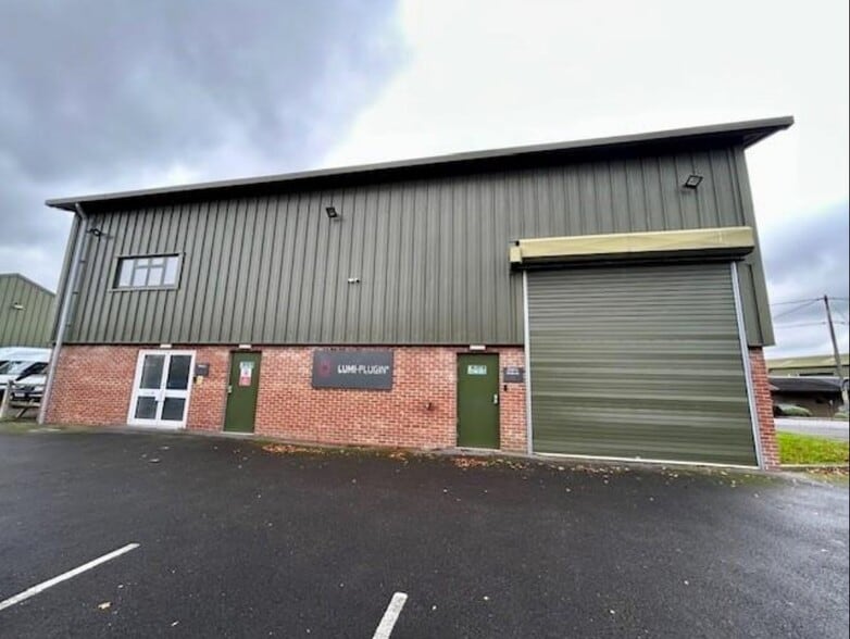 Ermin St, East Garston to rent - Primary Photo - Image 1 of 1