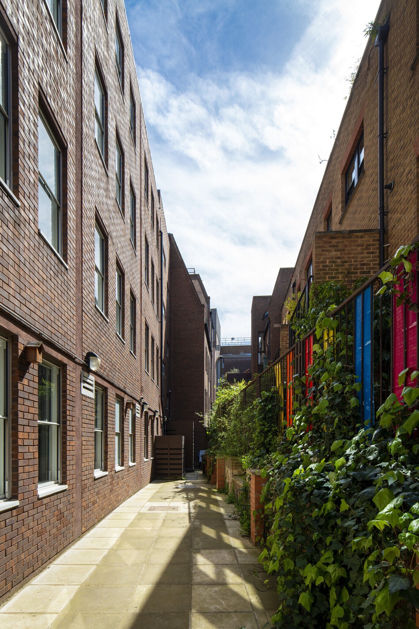 107 Grays Inn Rd, London for sale Building Photo- Image 1 of 1