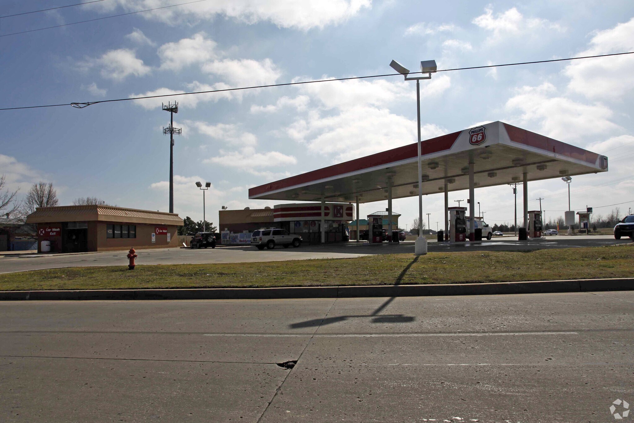 10500 S May Ave, Oklahoma City, OK for sale Primary Photo- Image 1 of 1