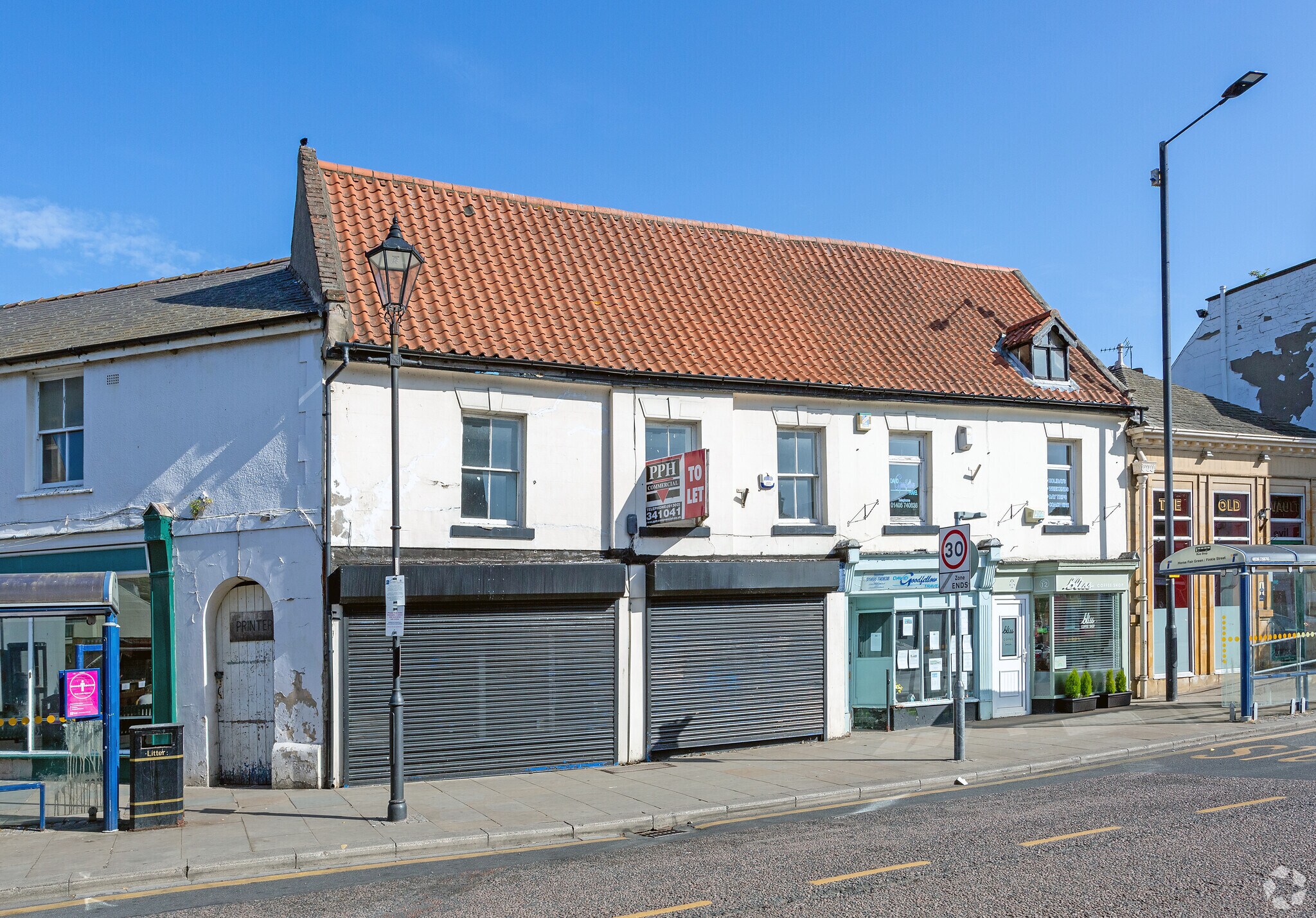 13 Market Pl, Thorne for sale Primary Photo- Image 1 of 1