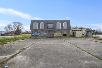 8370 Lake Forest Blvd, New Orleans, LA for sale Building Photo- Image 1 of 1