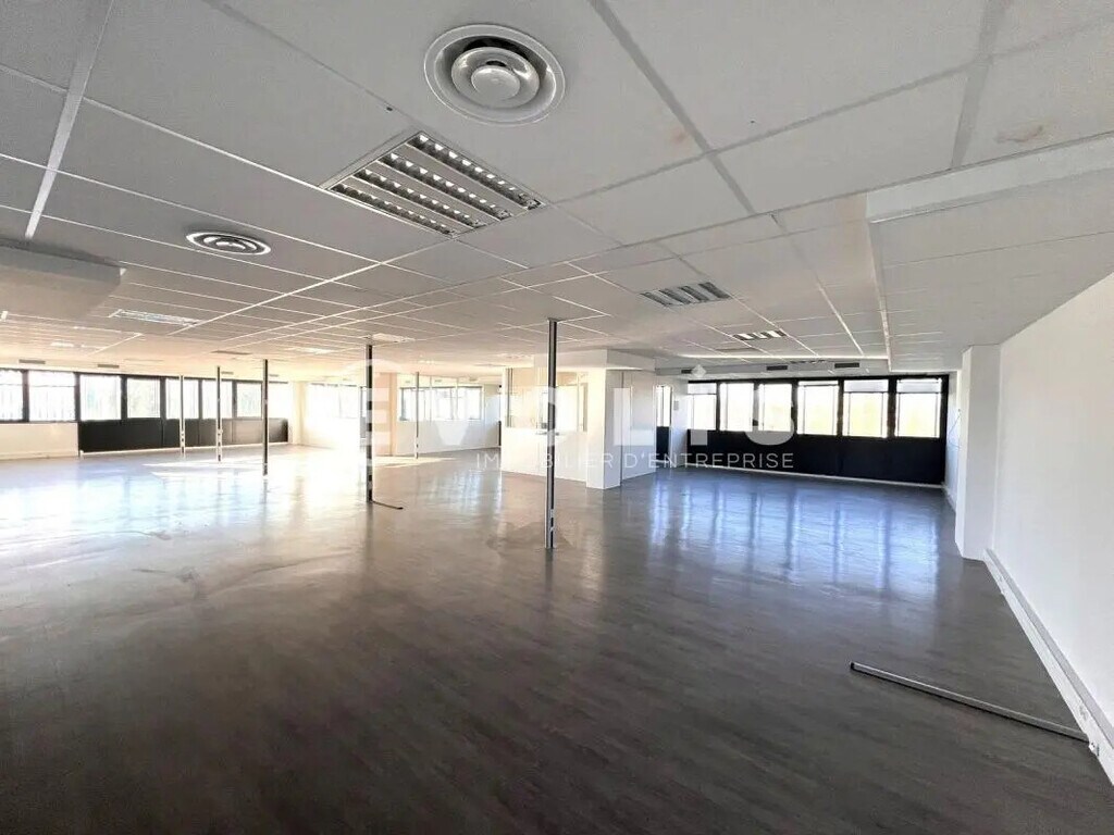 Location Bureaux 187 m² à 1 143 m² - Photo 1