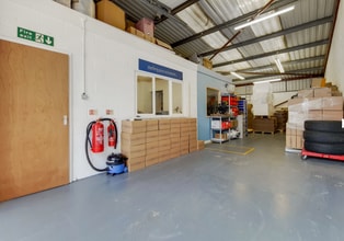Bridge Park Rd, Leicester to rent Interior Photo- Image 2 of 2