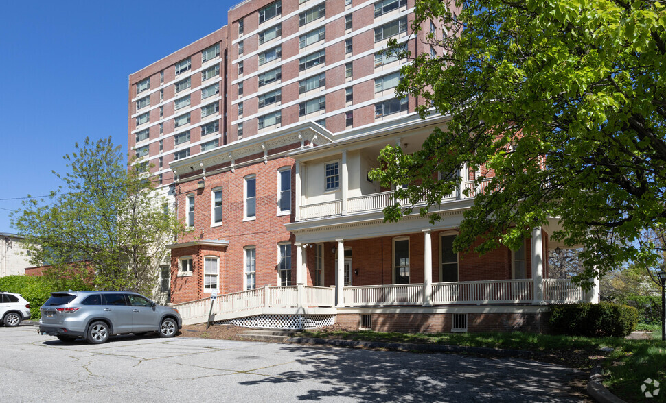 3818 Roland Ave, Baltimore, MD for rent - Building Photo - Image 3 of 4