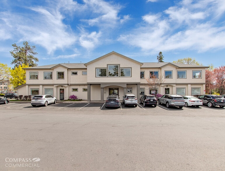 300 SE Reed Market Rd, Bend, OR to rent - Building Photo - Image 2 of 22