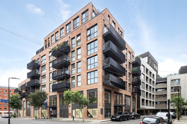 More details for 2-16 Bayford St, London - Office, Office / Retail to Rent