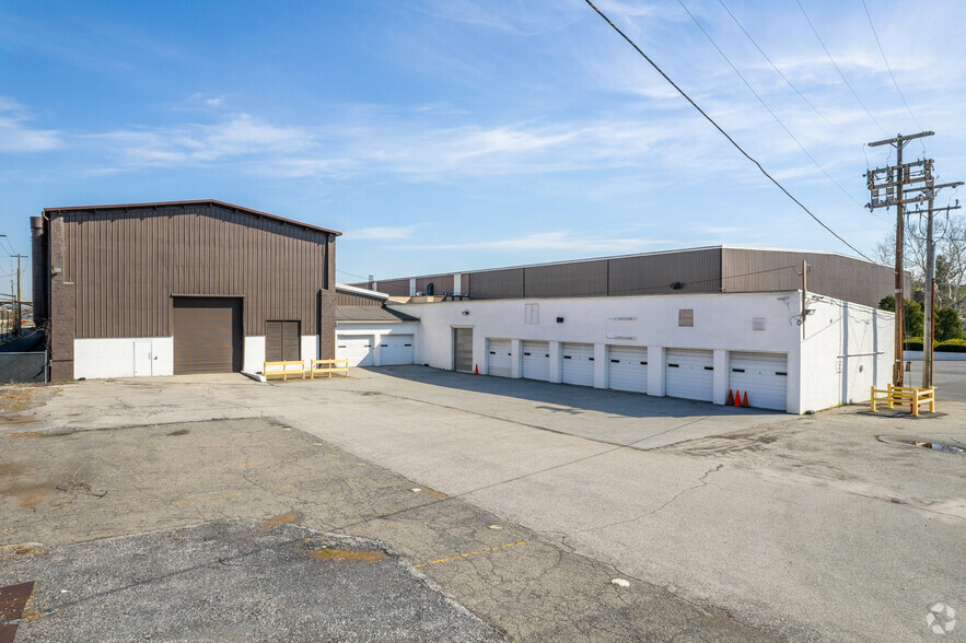 1 Pump Pl, Allentown, PA for rent - Building Photo - Image 2 of 10