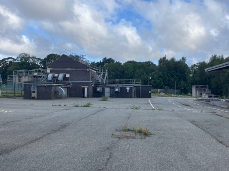 Lower House Ln, Liverpool for sale - Building Photo - Image 3 of 3