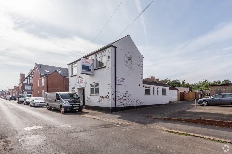 6 Tom Brown St, Rugby to rent - Primary Photo - Image 1 of 2