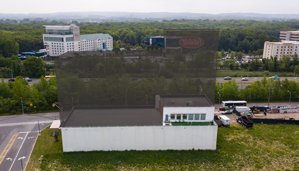 600 Gulf Ave, Staten Island, NY for sale - Primary Photo - Image 1 of 1