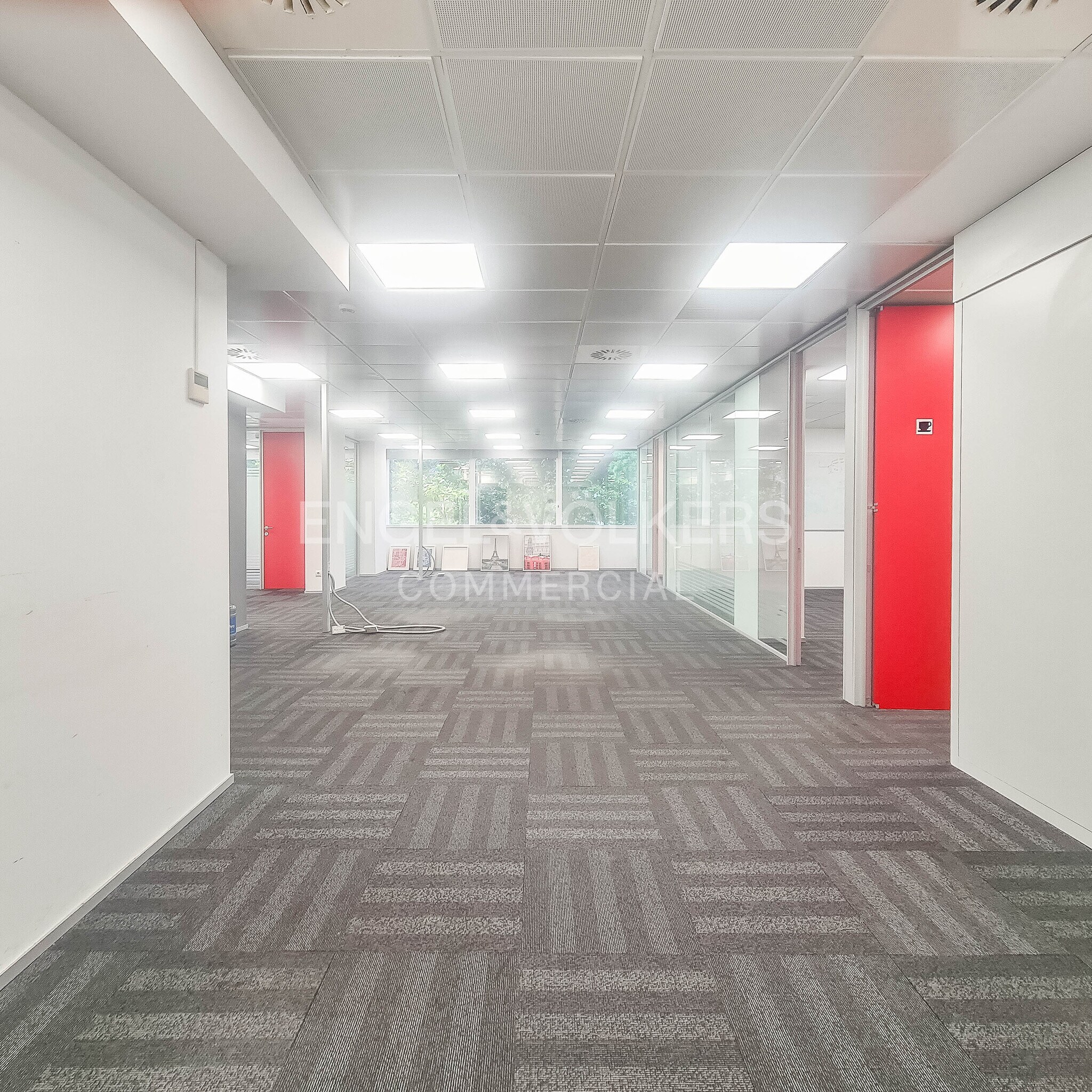 Office in Barcelona, Barcelona to rent Interior Photo- Image 1 of 34