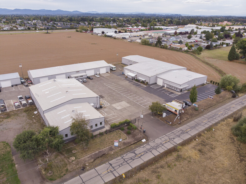 2200 Three Lakes Rd SE, Albany, OR for sale - Aerial - Image 1 of 1