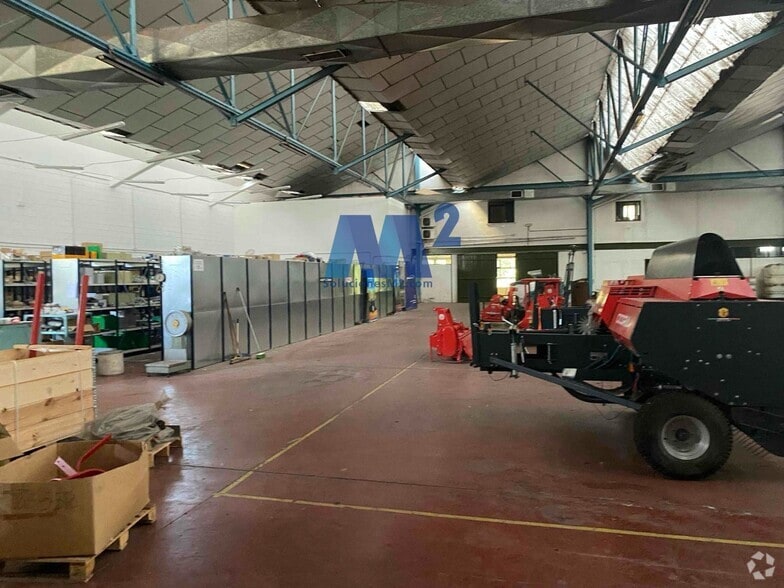 Industrial in Guadalajara, Guadalajara to rent - Building Photo - Image 2 of 19