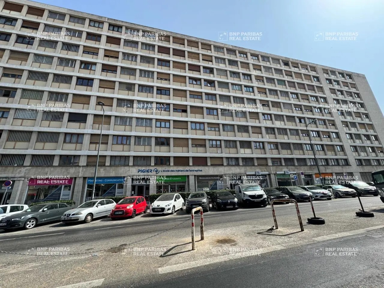 Office in Marseille to rent Building Photo- Image 1 of 21