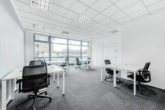 More details for 9816 Hardin St, Fort McMurray, AB - Co-working to Rent