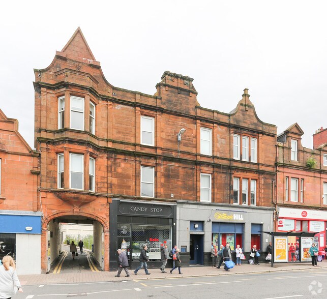 37-39 Burns Statue Sq, Ayr to rent - Primary Photo - Image 1 of 2