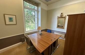 La Grange, Guernsey to rent Interior Photo- Image 1 of 7