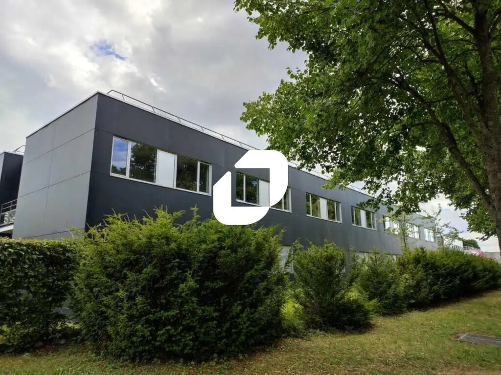 Vente Bureaux 148 m² - Photo 1