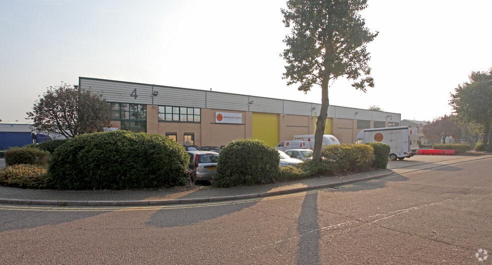 Central Way, Feltham for sale - Building Photo - Image 1 of 1