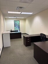 777 Lake Zurich Rd, Barrington, IL to rent Building Photo- Image 2 of 3