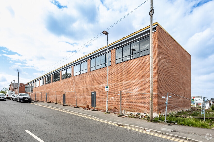 Wainwright Way, Blackburn to rent - Building Photo - Image 2 of 2