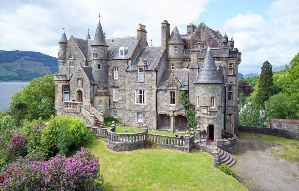 Shore Rd, Cove for sale Primary Photo- Image 1 of 1