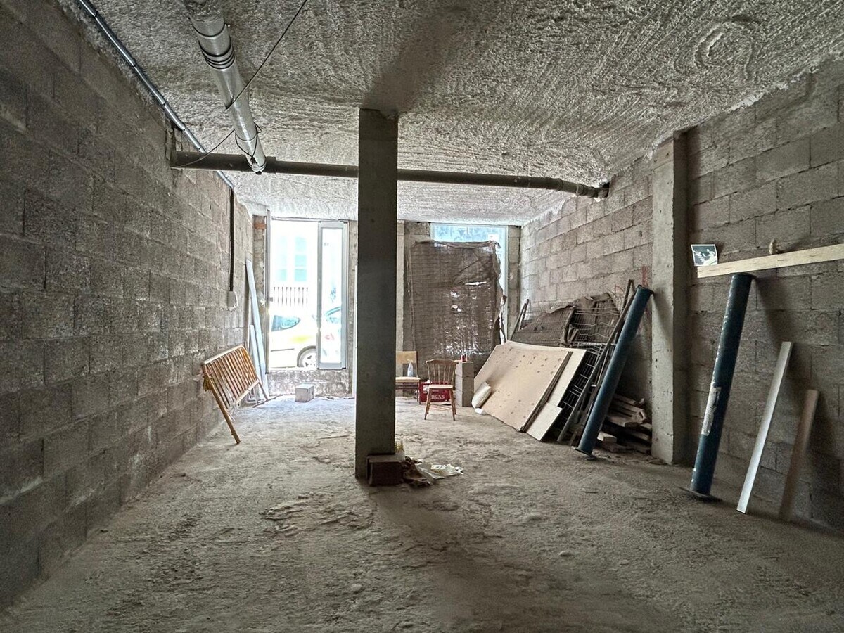 Las Palmas de Gran Canaria, LP 35002 -  -  - Interior Photo - Image 1 of 7