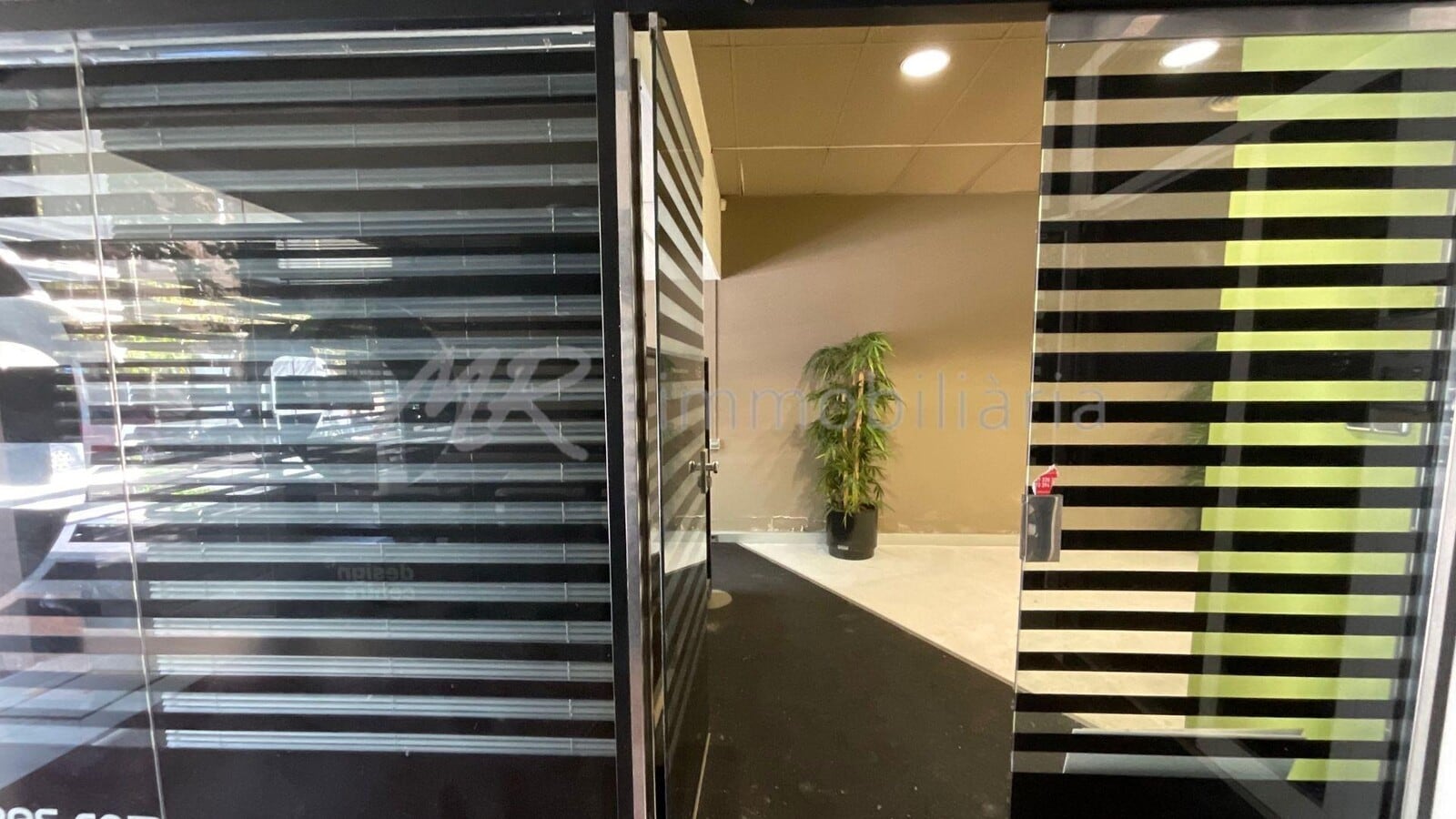 La Garriga, BAR 08530 - Unit Pt01 -  - Interior Photo - Image 2 of 40