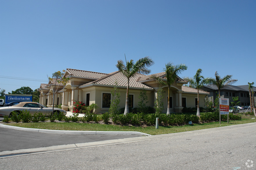 14060 Metropolis Ave, Fort Myers, FL for sale - Primary Photo - Image 1 of 1