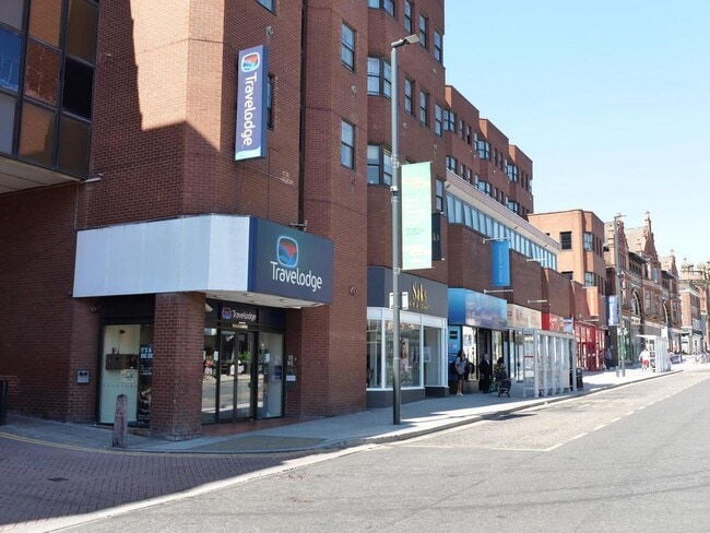 More details for 109-115 Vicar Ln, Leeds - Retail to Rent