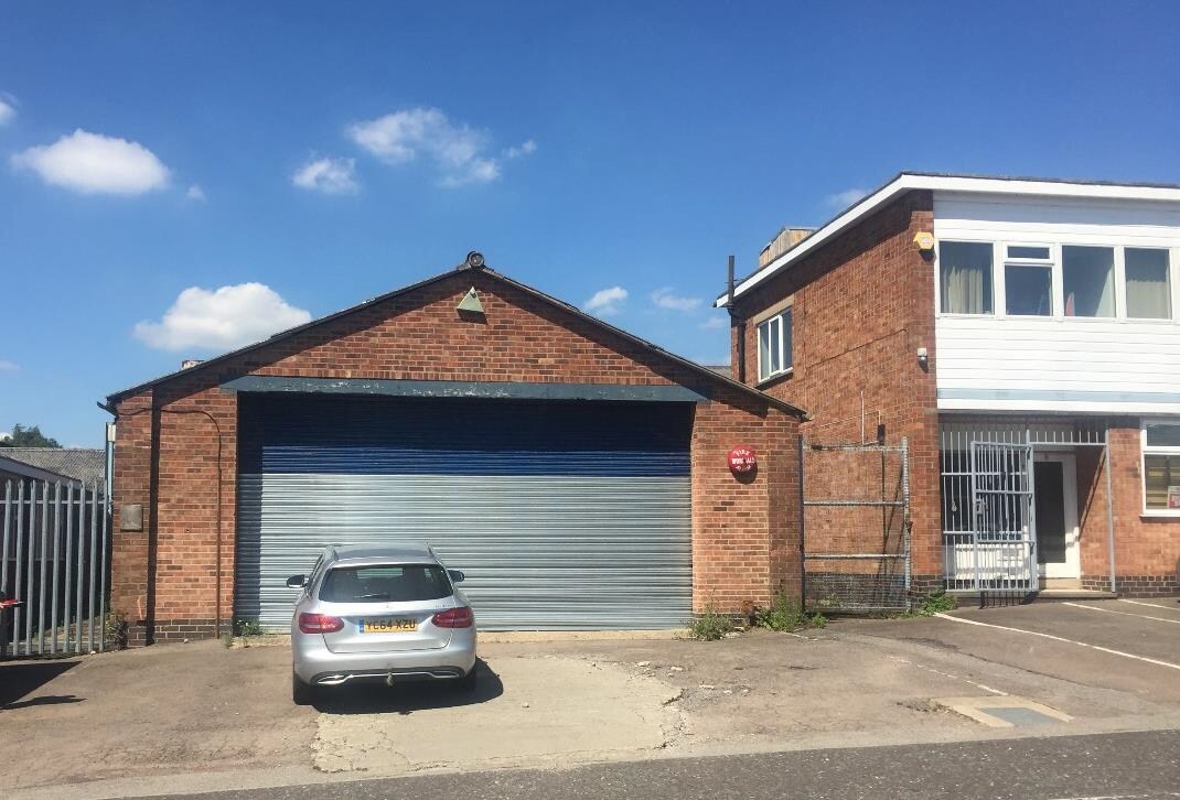 10 Mandervell Rd, Oadby for sale Primary Photo- Image 1 of 1