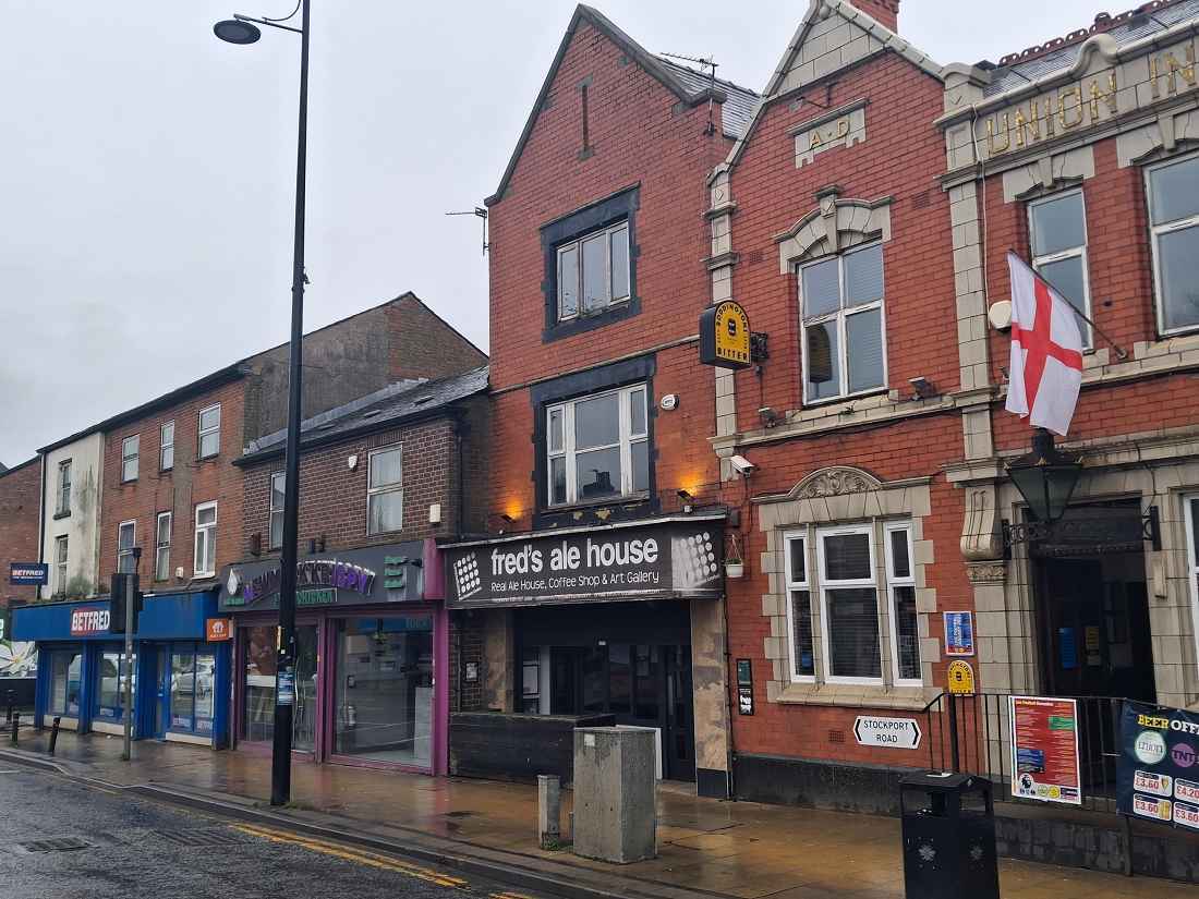 843 Stockport Rd, Manchester for sale Building Photo- Image 1 of 2