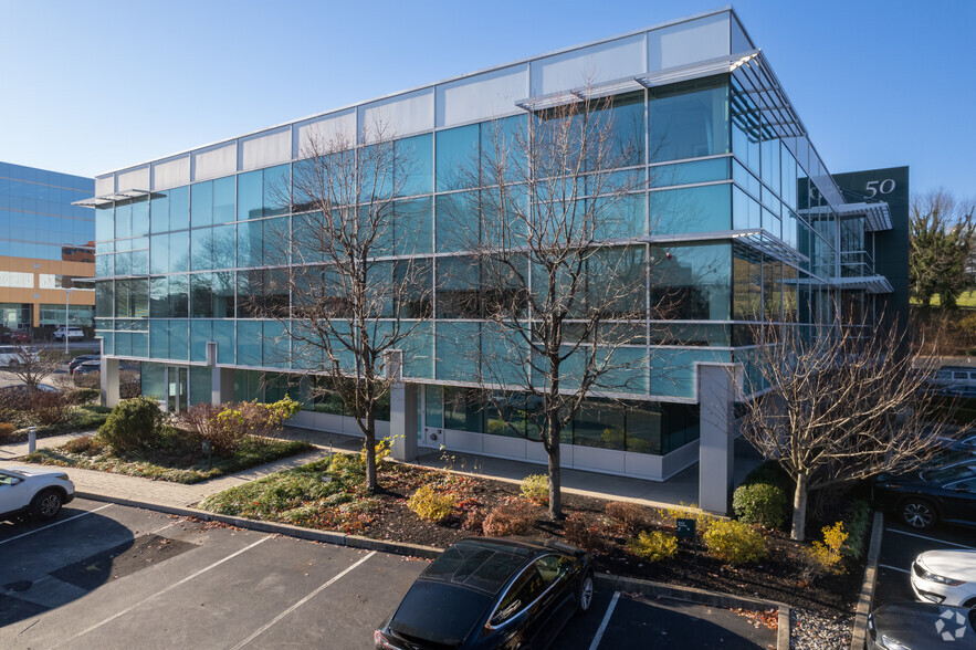 50 Monument Rd, Bala Cynwyd, PA for rent - Building Photo - Image 1 of 5