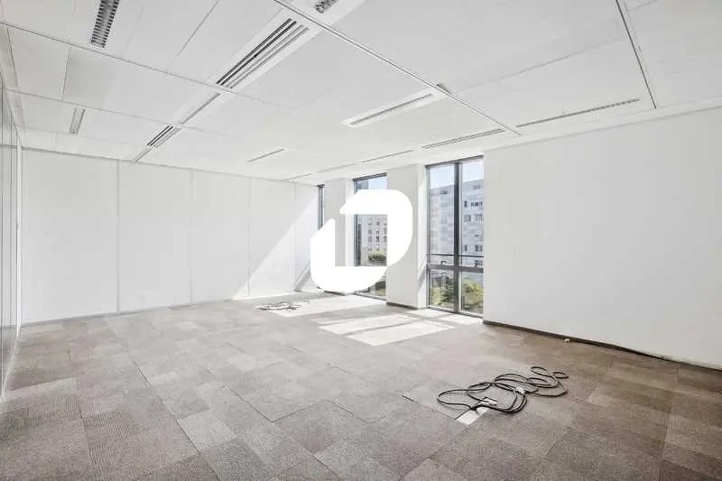 27-29 Avenue Aristide Briand, Arcueil to rent Building Photo- Image 1 of 52