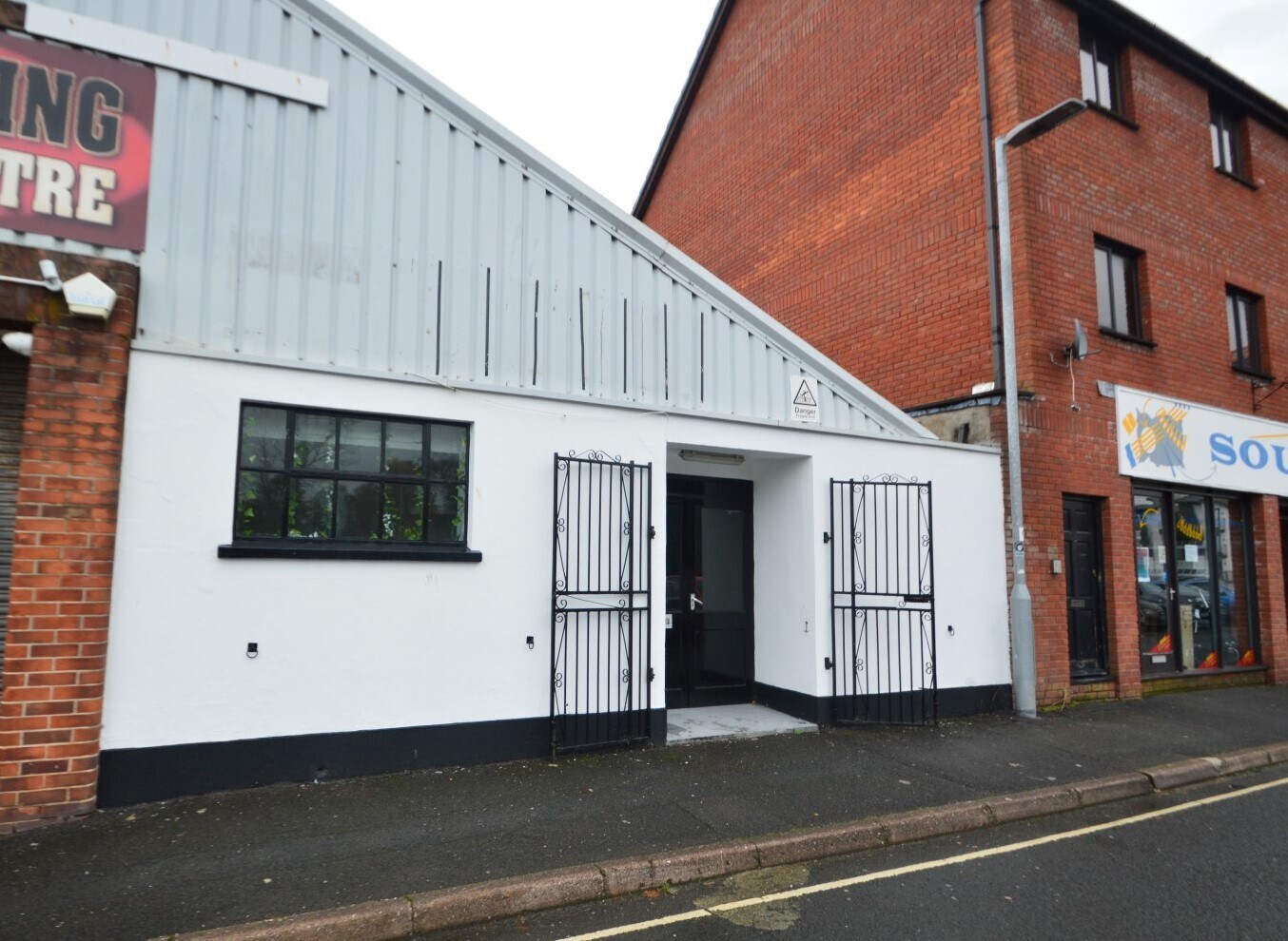 7 Rolle Quay, Barnstaple for sale Primary Photo- Image 1 of 1