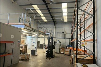 Third Av, Southampton to rent Interior Photo- Image 1 of 2