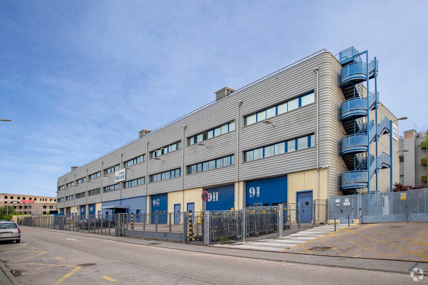 Industrial in Madrid, Madrid for rent - Building Photo - Image 1 of 1