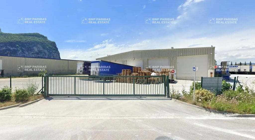 Vente Entrepôt 1 000 m² - Photo 1
