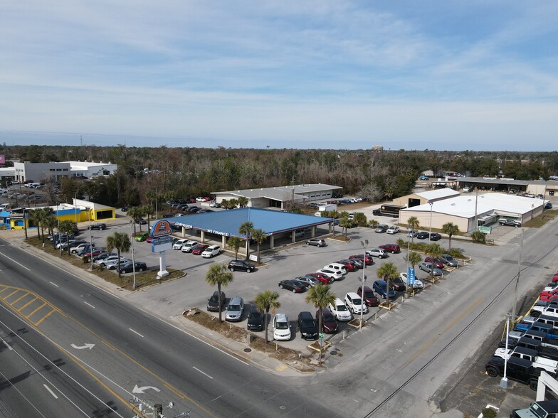 704 W 15th St, Panama City, FL for rent - Building Photo - Image 1 of 4