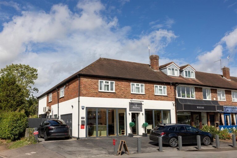 Main St, Stratford Upon Avon for sale Primary Photo- Image 1 of 1