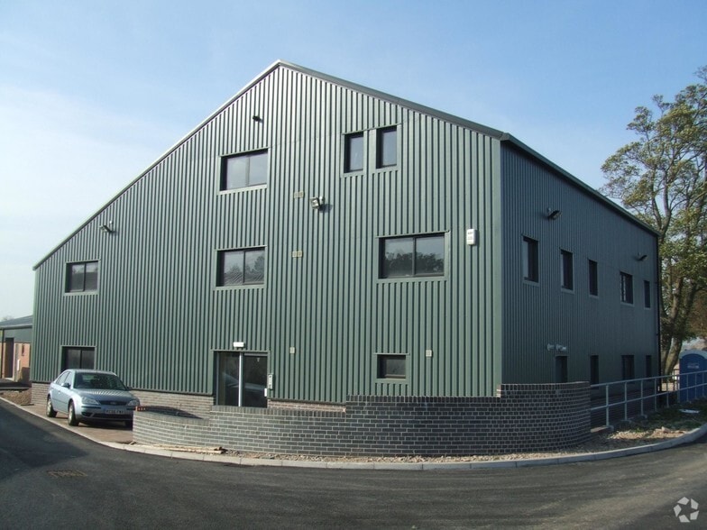 Kneeton Rd, East Bridgford to rent - Primary Photo - Image 1 of 2