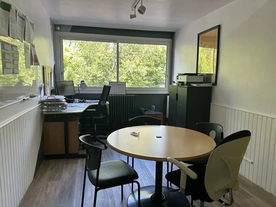 Office in Toulouse to rent Building Photo- Image 1 of 6