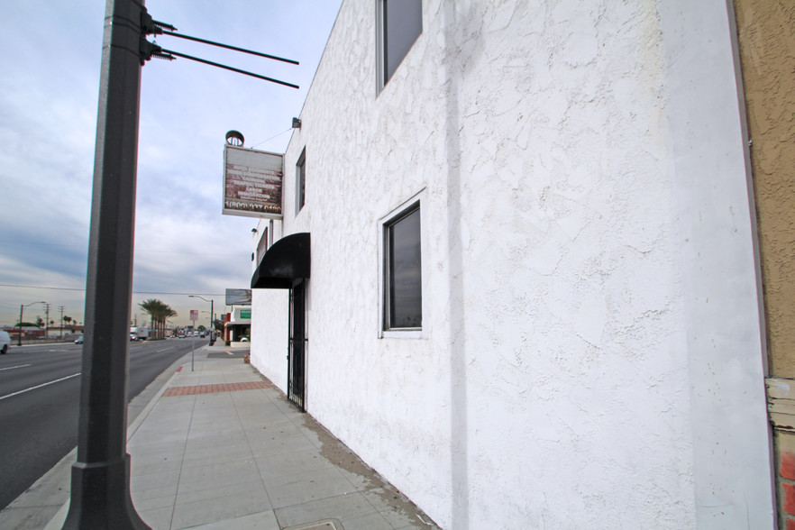 5801-5817 E Washington Blvd, Commerce, CA for sale - Building Photo - Image 1 of 1