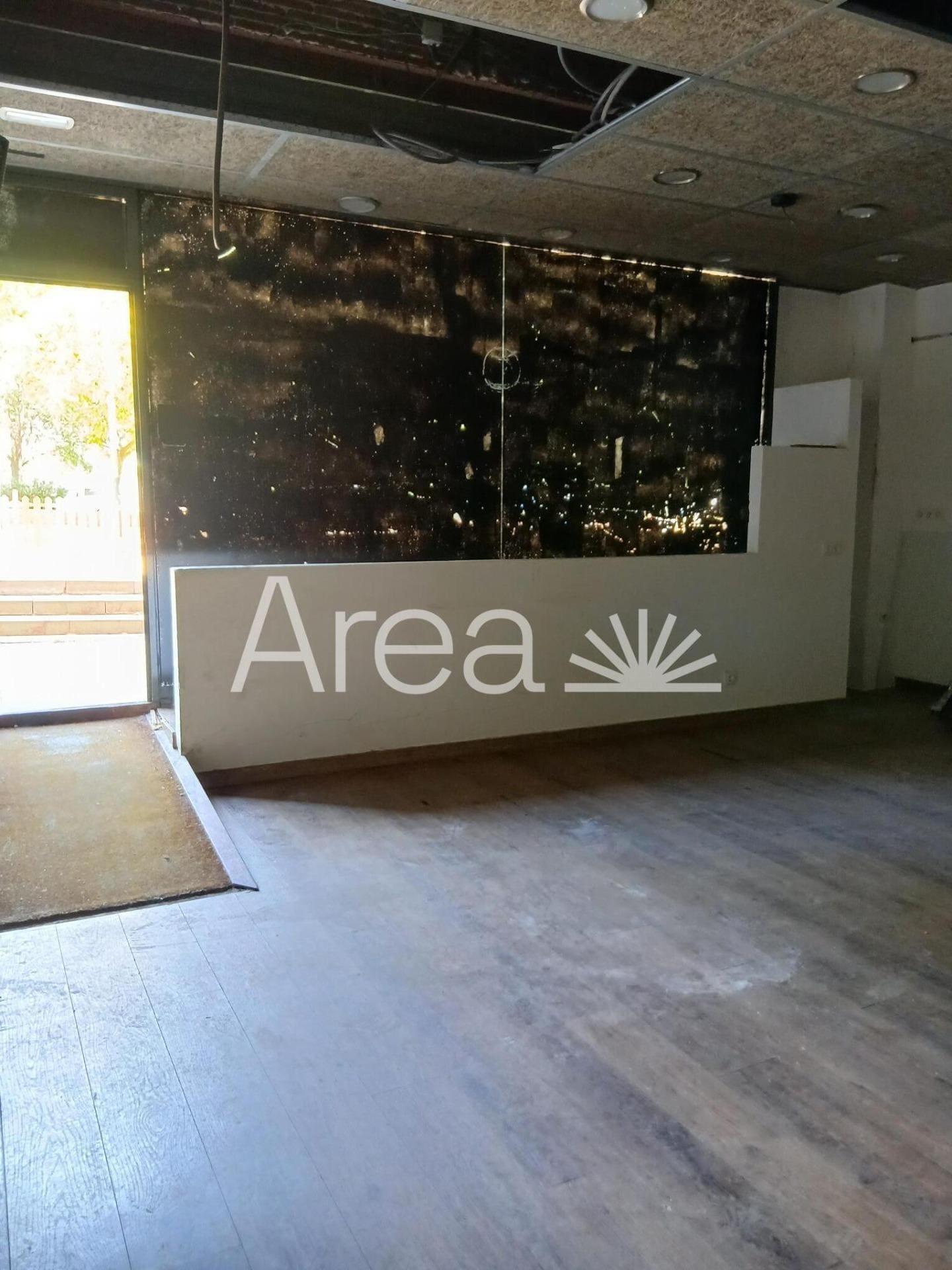 Retail in Vilassar de Mar, Barcelona to rent Interior Photo- Image 1 of 6