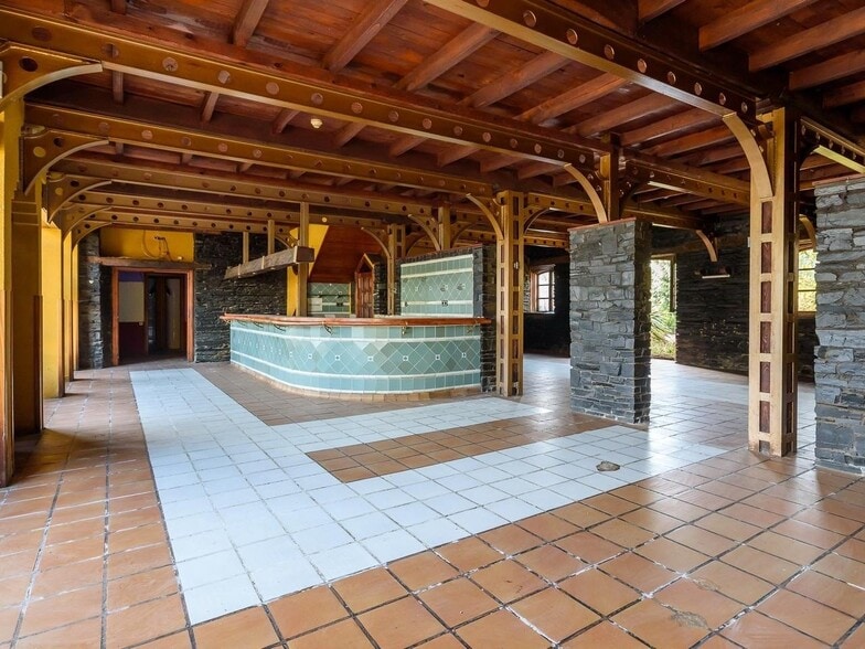 Hospitality in San Martín de Oscos, Asturias for sale - Interior Photo - Image 3 of 18