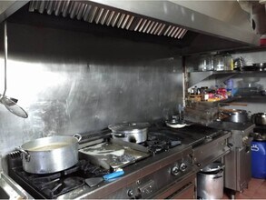 Retail in Barcelona, Barcelona to rent Interior Photo- Image 2 of 3