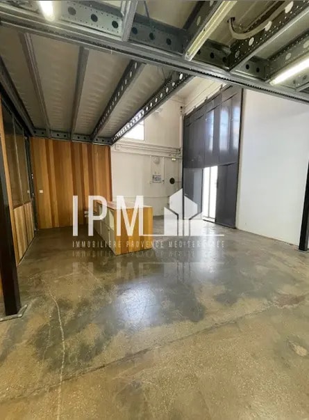 Location Entrepôt 327 m² à 1 362 m² - Photo 1
