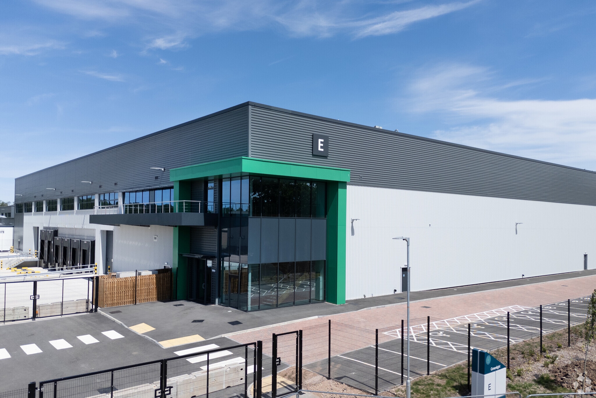 Unit E Greenlight Burnt Meadow Road, Redditch to rent Primary Photo- Image 1 of 7