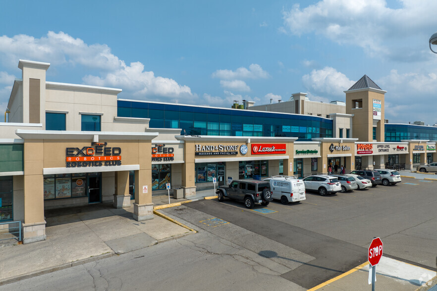 10909 Yonge St, Richmond Hill, ON for rent - Building Photo - Image 3 of 6