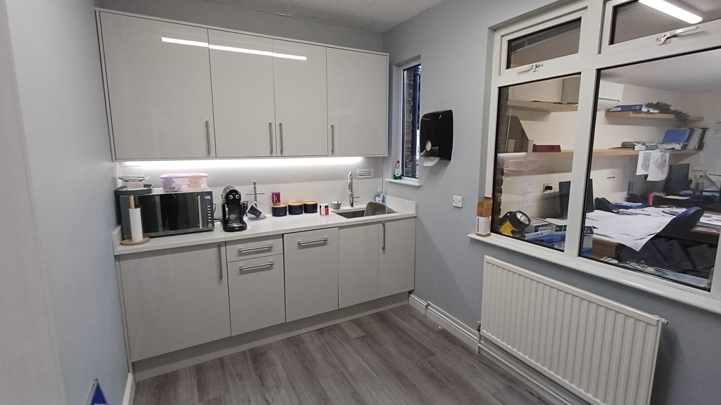 53-57 High St, Wickford to rent Interior Photo- Image 1 of 5